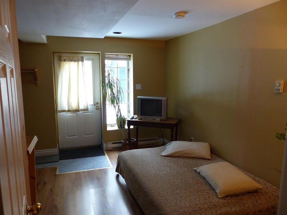 Gite Le Roupillon B&B Mont-Tremblant Extérieur photo